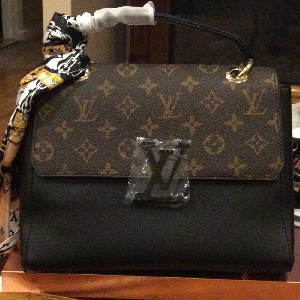 Designer like, new style Bag. Brand New.